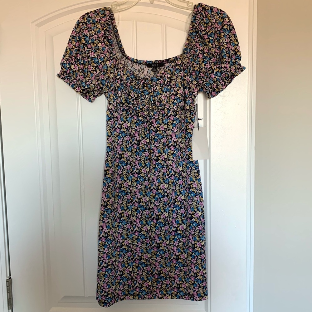 IRIS Puff Sleeve Floral Mini Dress